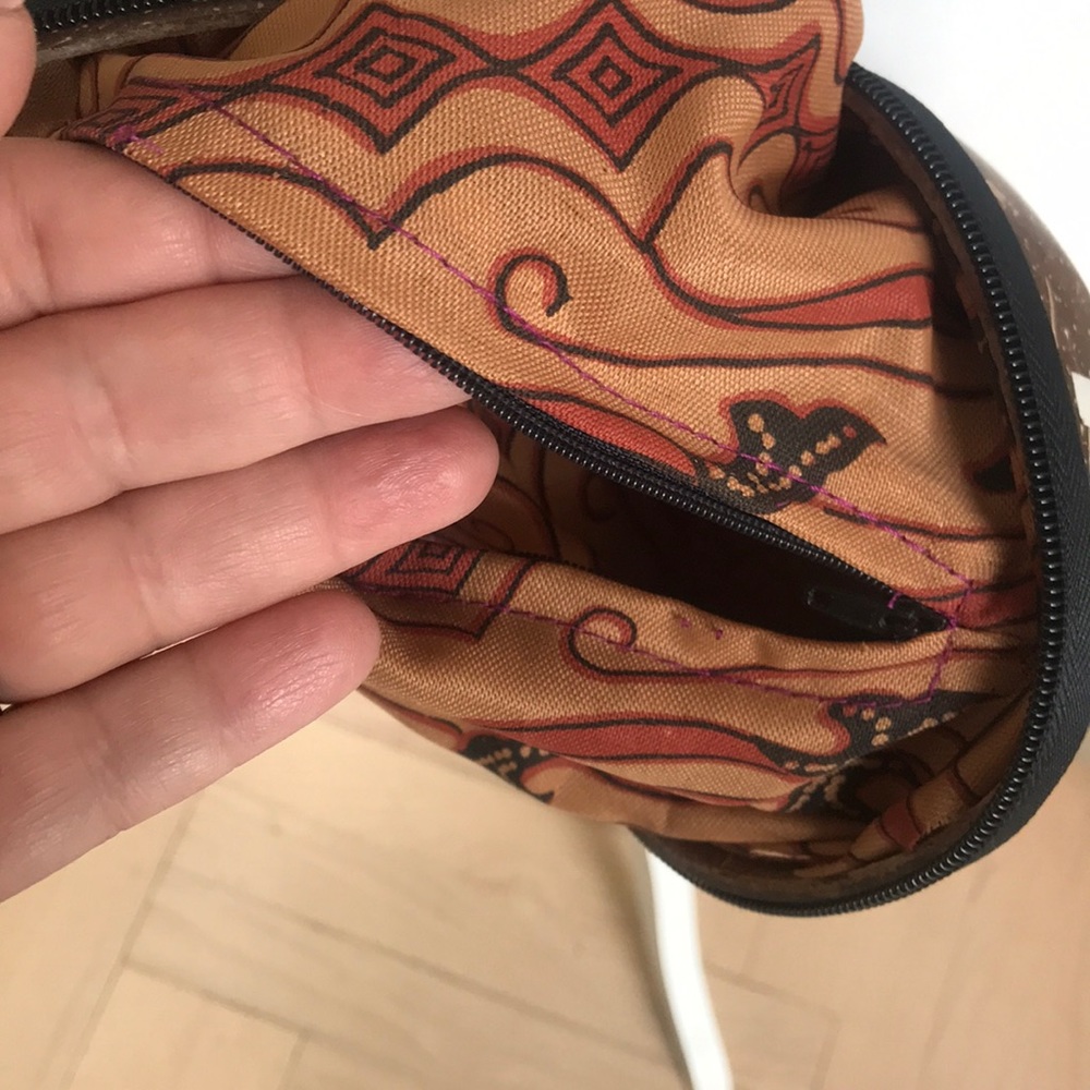 Cross body coconut bag - Picture 4 of 4